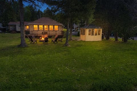 Le Pantouflard | Private Hot Tub | Beach Access | Free Kayaks