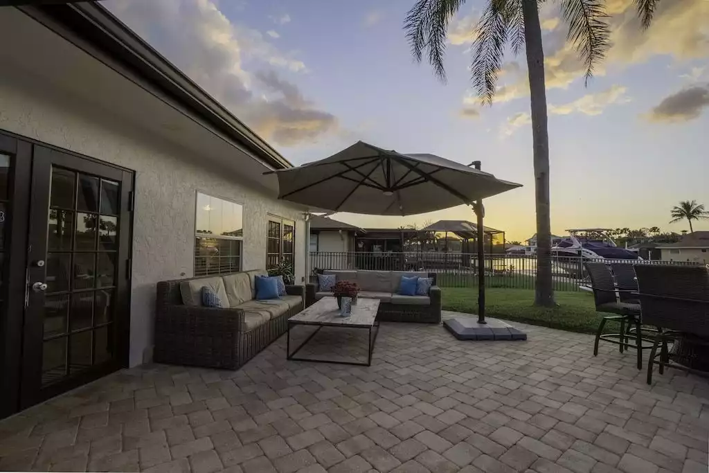 Outdoor Seating area