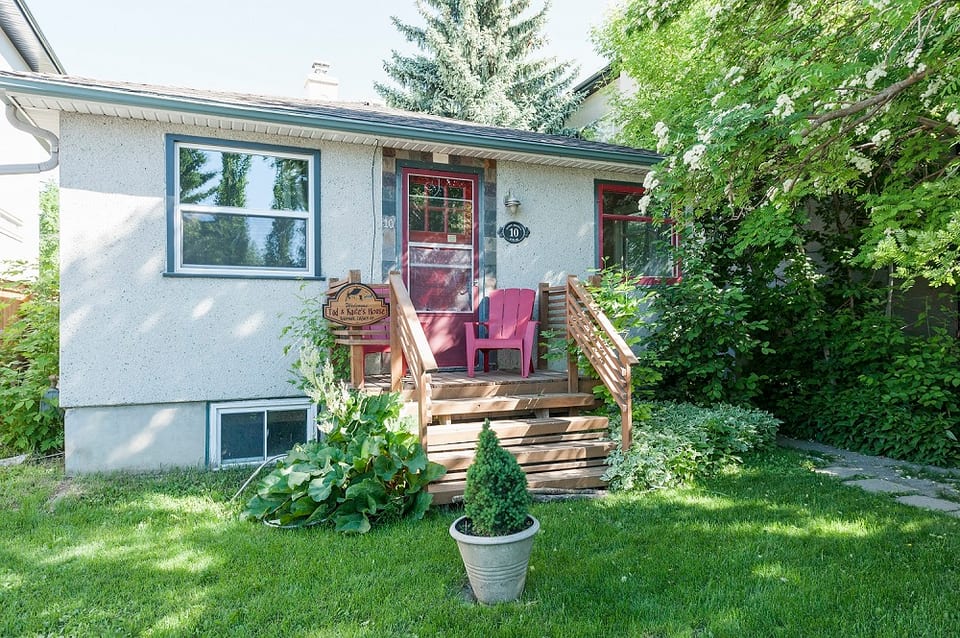 Little riverwalk house - Calgary
