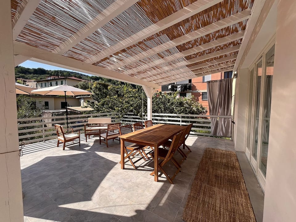 Bettini House – House with terrace near Florence image 1