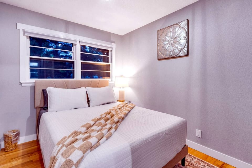 A third bedroom with a queen gives one more couple a private room and a proper bed of their own.