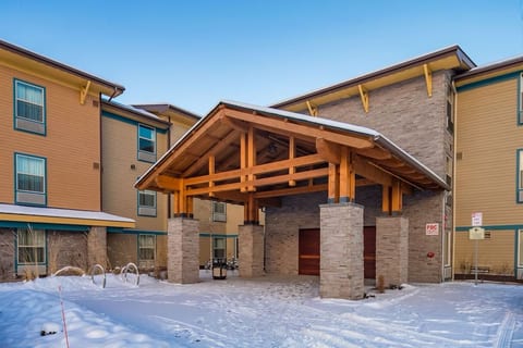 Aspen Suites Hotel Anchorage North image 1