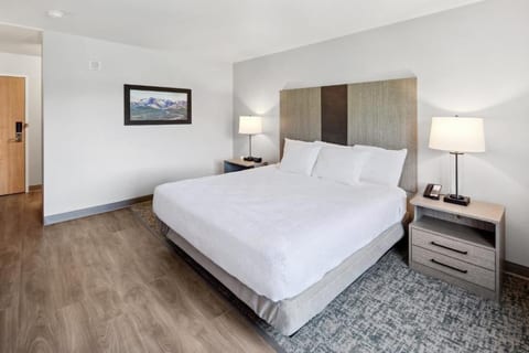 Aspen Suites Hotel Fairbanks image 1