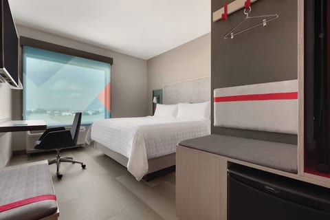 Avid IHG Pueblo North King Studio image 2