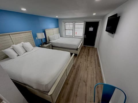SPI 2 Double Suite:Private Beach, Volleyball & Bar