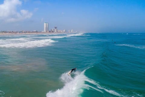 SPI 2 Double Suite:Private Beach, Volleyball & Bar