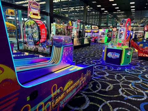 ICON Park 2 Queen Room | Water Park & Arcade image 4