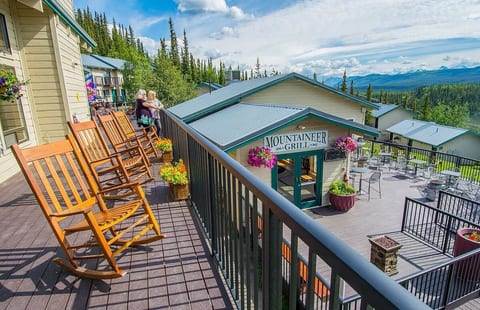 Denali Bluffs Hotel By Aspen Hotels image 1