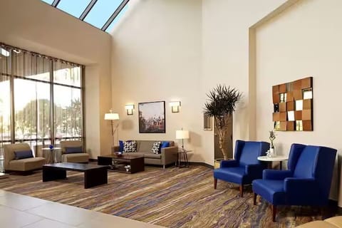 Embassy Suites by Hilton LAX North 2 Queen Suite image 4
