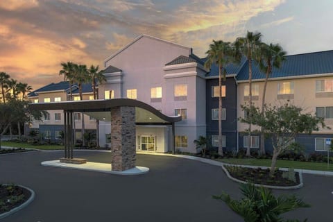 Sunny Bradenton Double Queen: Breakfast, Pool &Gym image 2