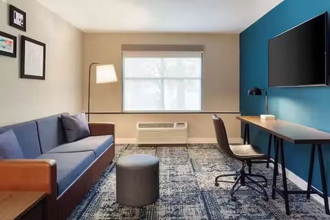 Four Points Sheraton Orlando 1BR Suite image 3