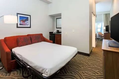 Hampton Inn Memphis-Southwind 1BR Suite