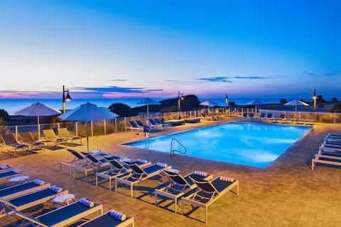 Jekyll Island 2Queen Studio Gym/Pool image 1