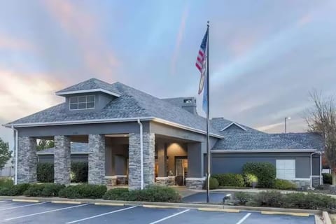 Homewood Suites by Hilton Southwind King Studio