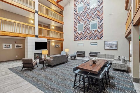 Hotel Edgewater By Aspen Hotels King Bay View image 2