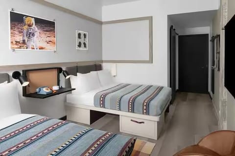 Moxy hotel, Houston 2 Queen Studio image 2