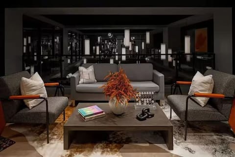 Moxy hotel, Houston Queen Studio image 4