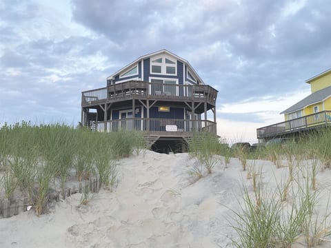 Ye Scurvy Sea Dog located in Nags Head. Panoramic ocean views! 