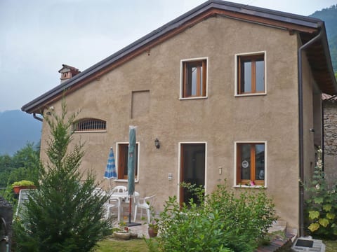Freistehendes Ferienhaus in Posina mit Kleinem G