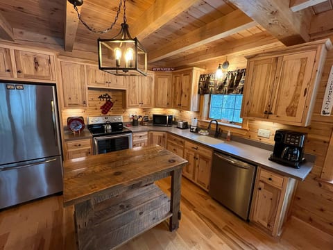 Prong Pond Cabin