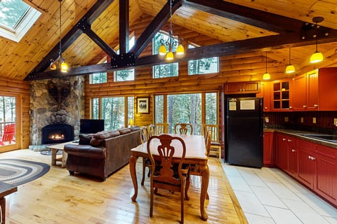 Loon Lodge
