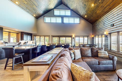 Kitchen/ Living Room/Dining
