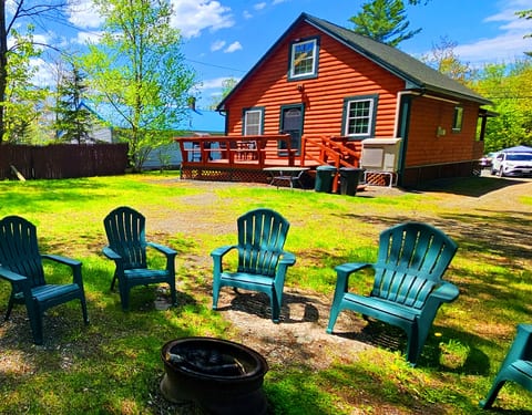 Your private retreat with the convenience of town nearby