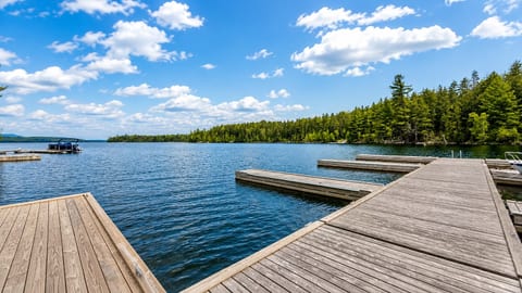 The 20-foot dock can accommodate a boat between 20 and 22 feet in length.