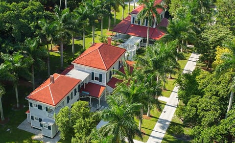 Paradise at downtown Fort Myers image 5