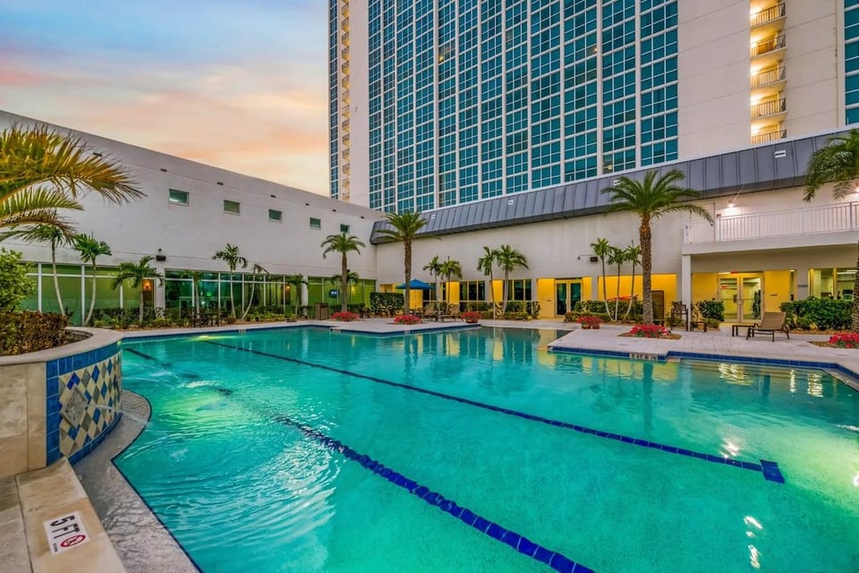 Paradise at downtown Fort Myers image 1