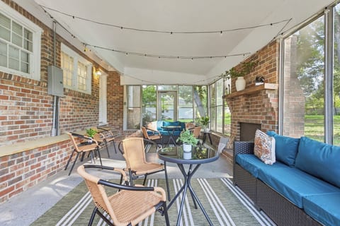 Quiet Duplex | All Utilities | Pets OK | 28+ Days
