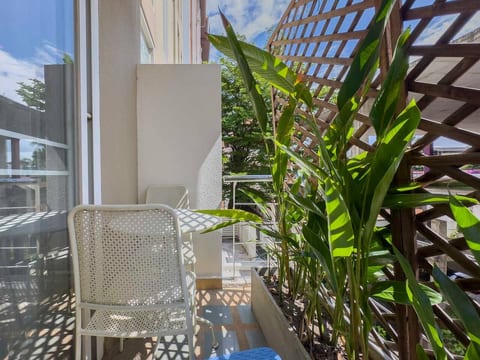 Twin Peaks Condo | Monthly Stay | Pool & Gym