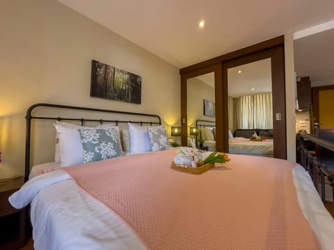 Twin Peaks Condo | Monthly Stay | Pool & Gym