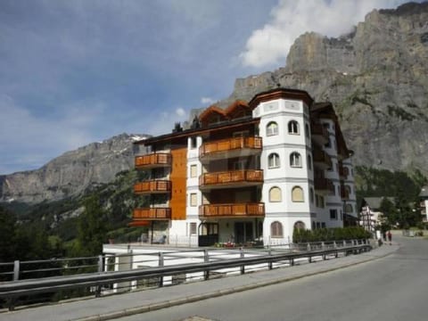 4-bed apartment, Dusche, WC