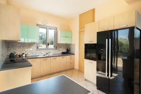 Galini Beach Residences | Seafront Appartment 1