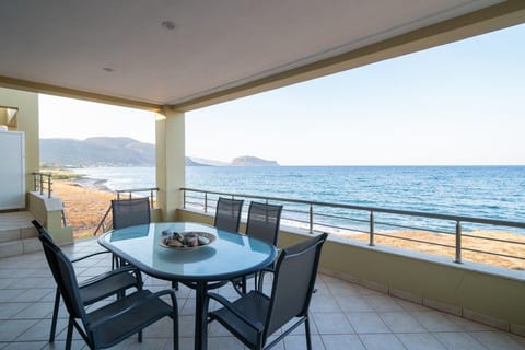 Galini Beach Residences | Seafront Appartment 1
