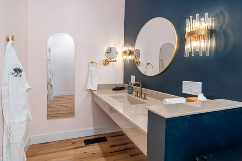 Wheel chair accessible vanity