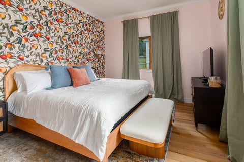 Peach Tree Inn Unit 4