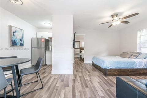 Welcome to Sailboat Bend Apartments | Near Beach & Las Olas