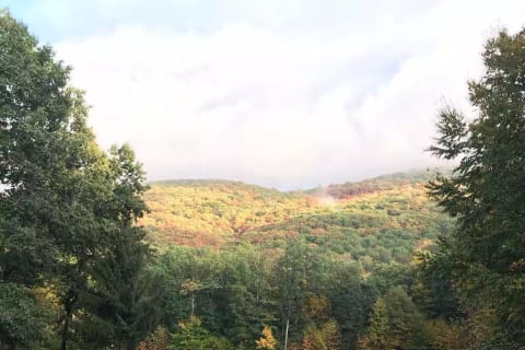 Fall at Breezy Hills is like no place you've ever been. The mountain views, highlighted with the changing of colors and seasons. Truly spectacular!