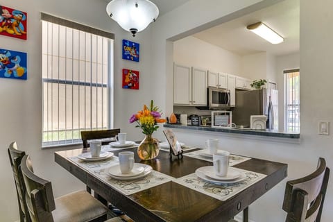 Kitchen | Dining Area