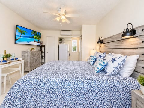 Stylish Beach Studio | Pool | Full Kitchen