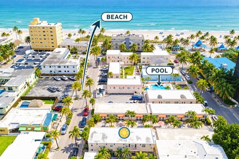 Stylish Beach Studio | Pool | Full Kitchen