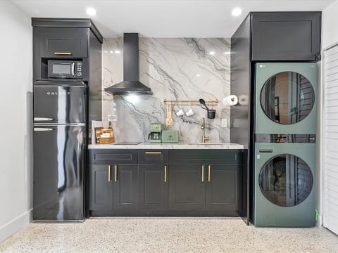 Bright Miami Studio | Heated Pool | Patio