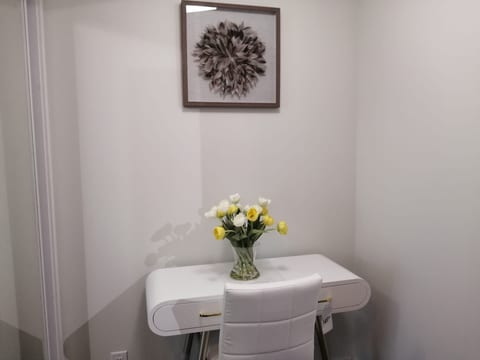 Town Flats Premier Lux Condo Downtown Toronto