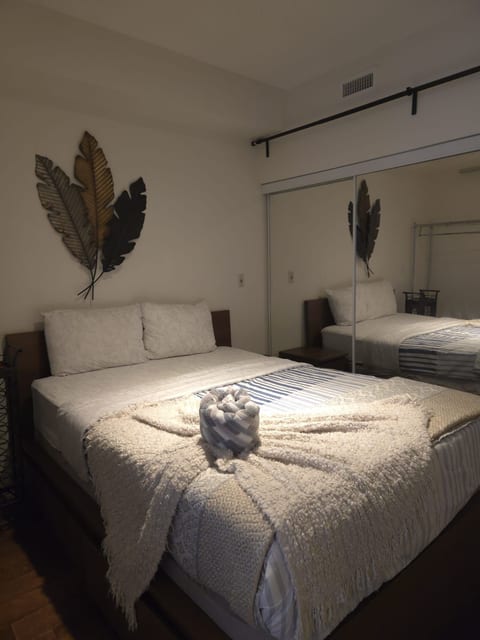 Allure Premier Town Flats Condo Downtown Toronto
