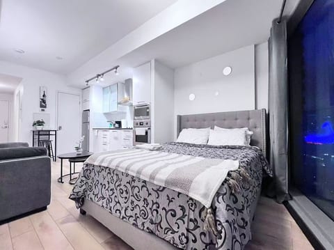 ICE Condos Studio Downtown Toronto