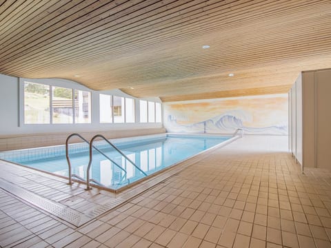 Pool Indoor