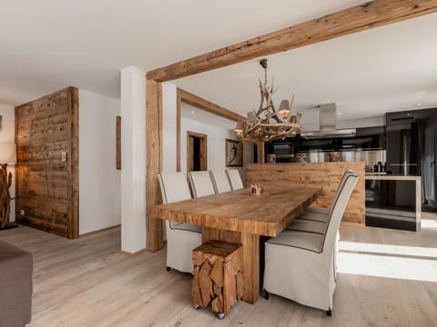 144 m2 Ferienwohnung mit grossem Südbalkon