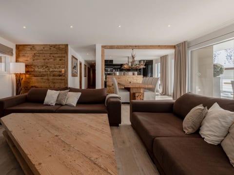 144 m2 Ferienwohnung mit grossem Südbalkon
